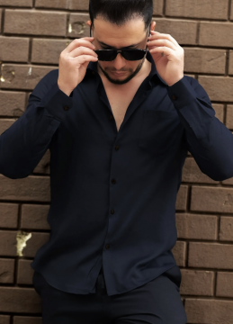 Модная черная рубашка мужская с карманом Р-1353