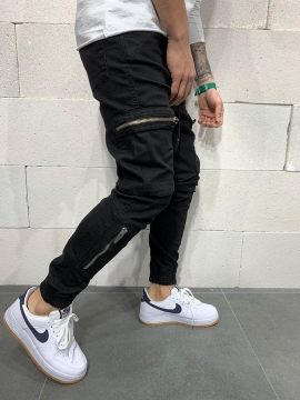 Черные джинсы со змейками и карманами D-299