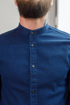 Синяя мужская джинсовая рубашка Р-939