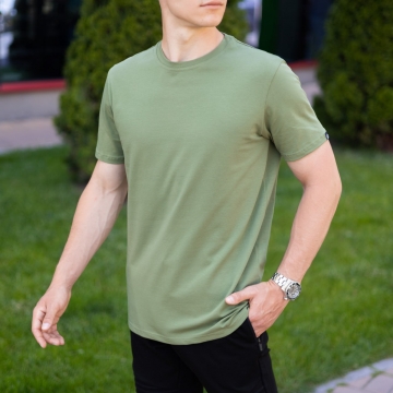 Однотонная мужская футболка приглушенного зеленого цвета Ф-1235