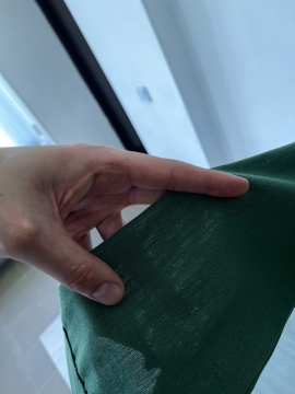 Темно зеленая льняная рубашка воротник стойка Р-1288