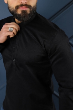 Чорна текстурна сорочка з довгим рукавом на 4 гудзики Р-1364