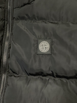 Чорна чоловіча куртка Stone Island на осінь зиму (білий логотип) К-885-1