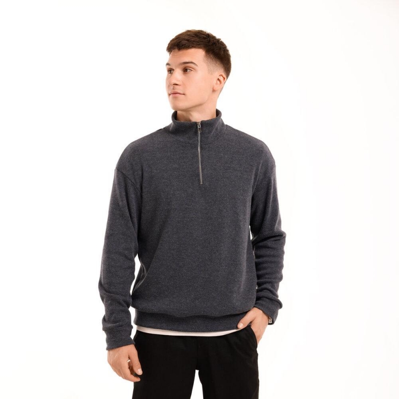 Темно серый джмепер с молнией на шее из ангоры Т-1288