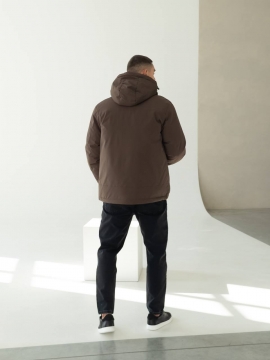Коричнева чоловіча куртка на зиму з капюшоном К-1537