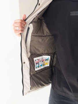 Світла чоловіча зимова курточка з капюшоном до -15 градусів К-1538