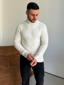 Белый мужской вязаный свитер под горло Т-1324