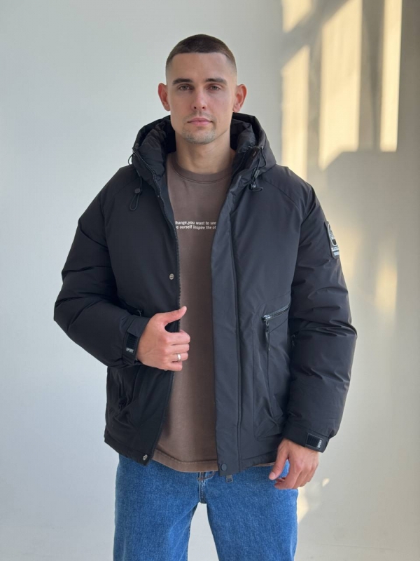 Черная мужская зимняя куртка Madiss с капюшоном К-1542
