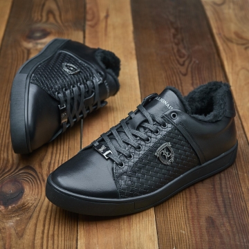 Стильні чоловічі зимові кеди з чорним хутром Т-1027