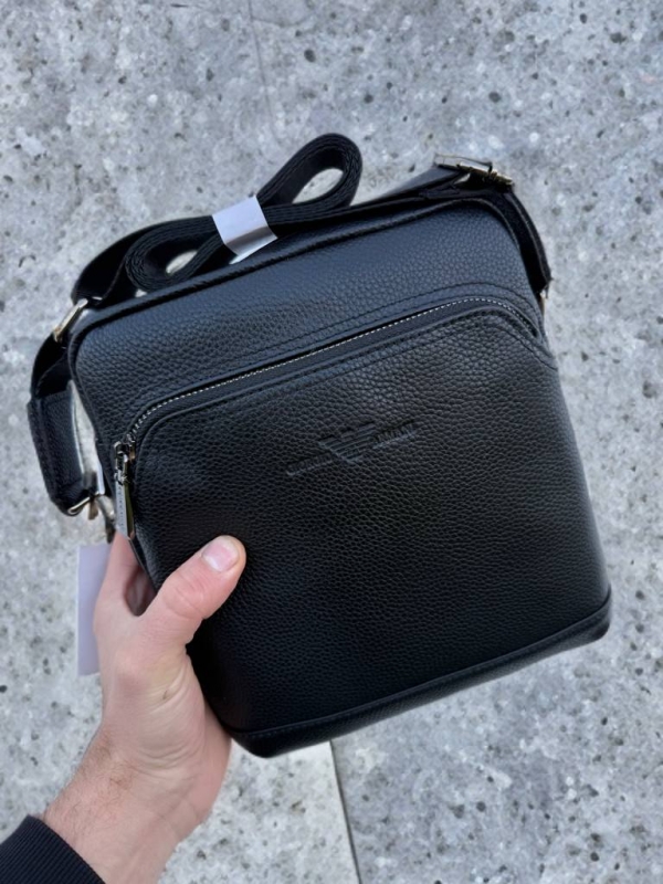 Мужская брендовая кожаная сумка Armani через плечо S-111