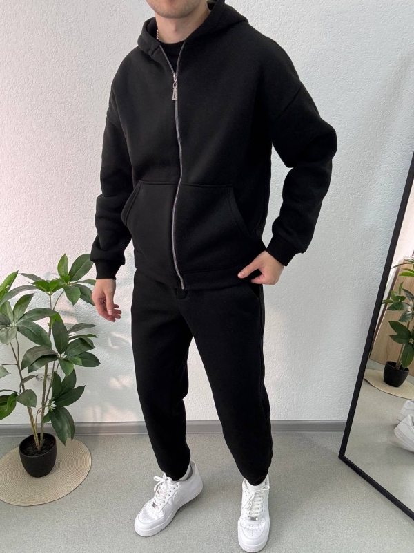 Черный спортивный костюм с молнией на кофте и капюшоном на флисе К-973