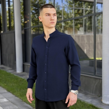 Темно синя чоловіча сорочка стійка з довгим рукавом із костюмної тканини Р-1536