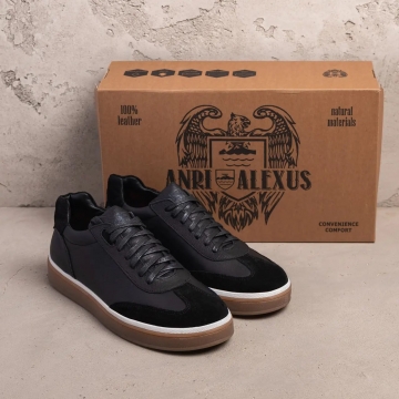 Стильні чорні чоловічі кеди з коричневою підошвою Т-1028