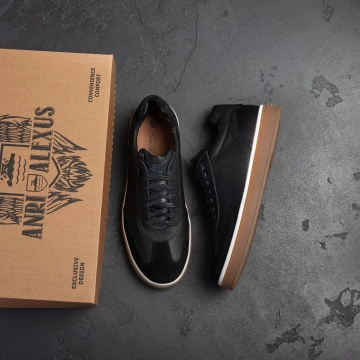 Стильні чорні чоловічі кеди з коричневою підошвою Т-1028