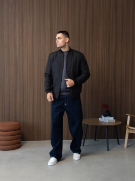 Черный легкий мужской демисезонный бомбер на молнии К-1561