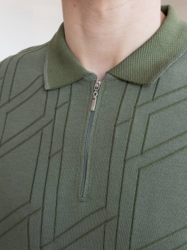 Мужское поло на змейке в зеленом цвете Ф-1522