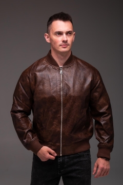 Мужской кожаный коричневый бомбер на весну К-1572