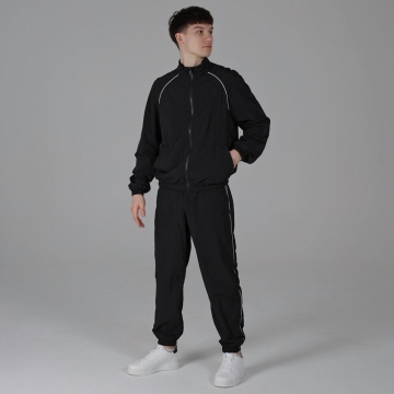 Черный мужской спортивный костюм из плащевки с лампасами К-990