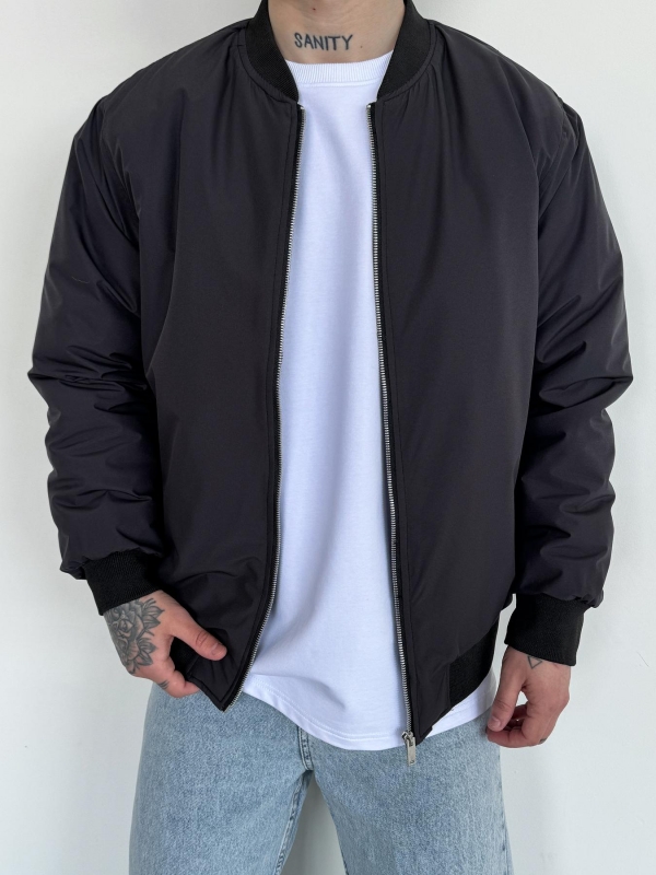 Весенний мужской бомбер в цвете графит свободного кроя К-1581