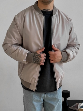 Легкий бежевый мужской демисезонный бомбер К-1582