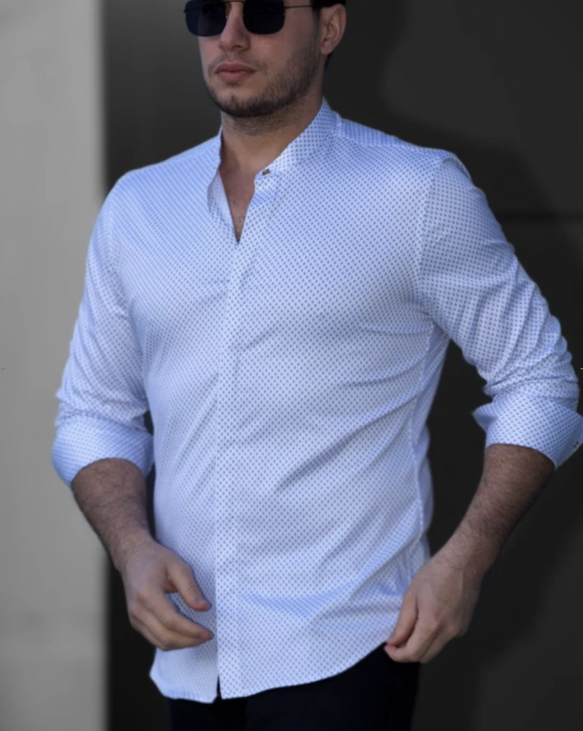 Белая рубашка с длинным рукавом с узорами и скрытыми пуговицами Р-1547