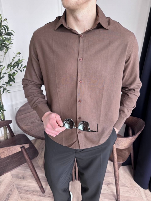 Коричневая мужская легкая хлопковая рубашка на весну лето Р-1551