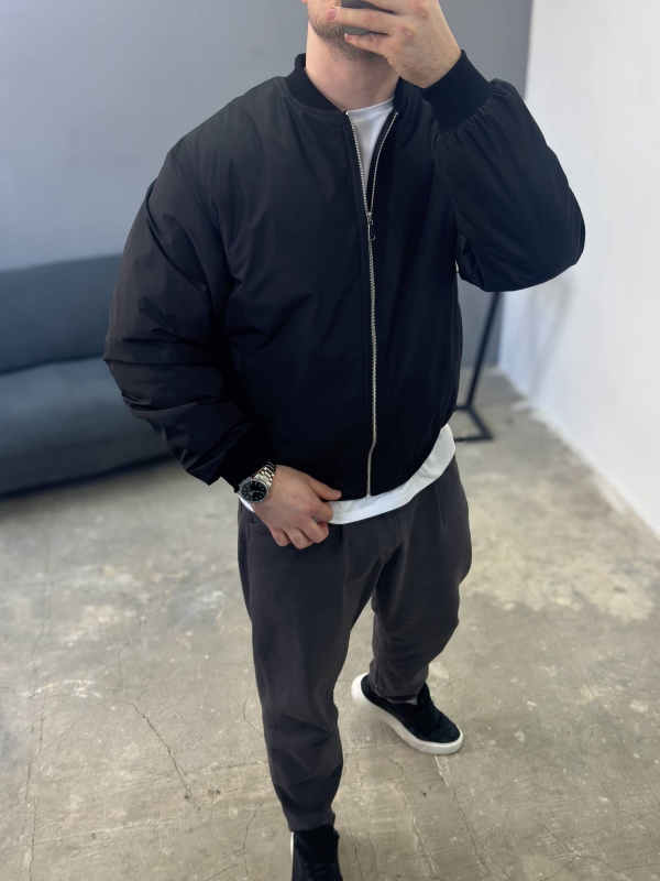 Черная мужская куртка бомбер на весну осень К-1595