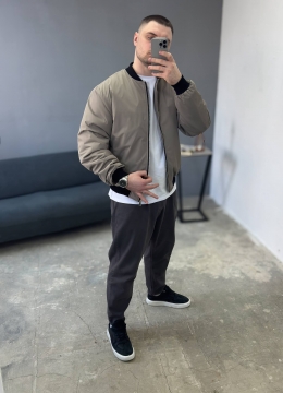 Легкий светлый бобмер оверсайз без капюшона на весну осень К-1597