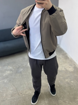 Легкий светлый бобмер оверсайз без капюшона на весну осень К-1597