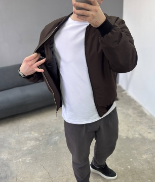 Модний темно-коричневий бомбер вільного крою К-1598