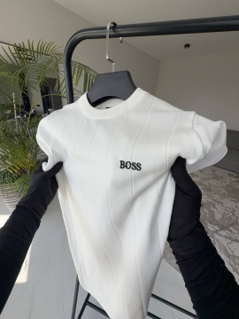 Белая стильная брендовая футболка Boss Ф-1563