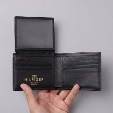 Брендовый мужской черный кошелек Hilfiger с брелком К-151
