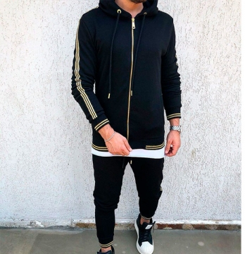 Черный костюм с золотистыми вставками К-84