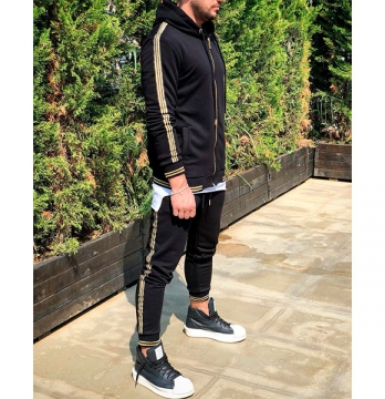 Черный костюм с золотистыми вставками К-84