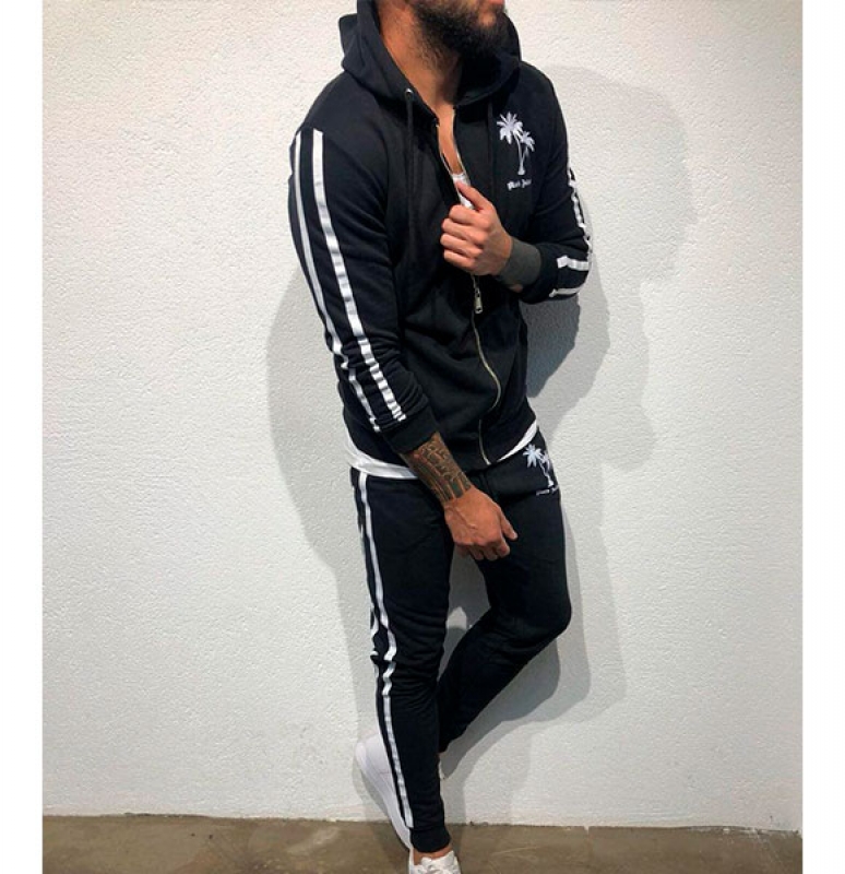 Черный спортивный костюм с капюшоном К-94