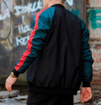 Модный молодежный брендовый бомбер Gucci K-209