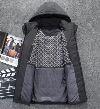 Стильная серая зимняя удлиненная куртка Z-179