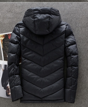 Чорна чоловіча зимова куртка на пуху Z-181