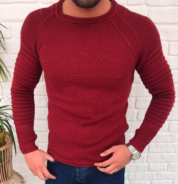 Стильный бордовый свитер S-200