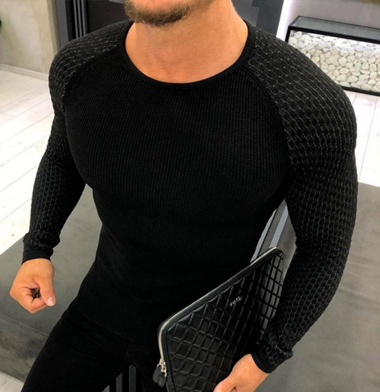 Черный мужской свитер S-207