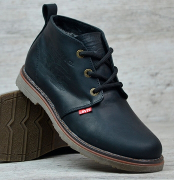 Черные мужские кожаные ботинки Levis Т-182