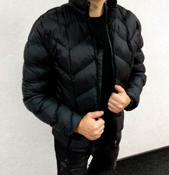 Брендовий зимова чоловіча куртка Moncler Z-200