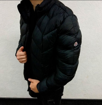 Брендовий зимова чоловіча куртка Moncler Z-200