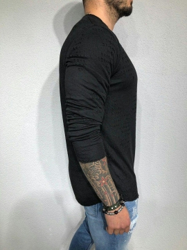 Модный черный тонкий свитер S-234