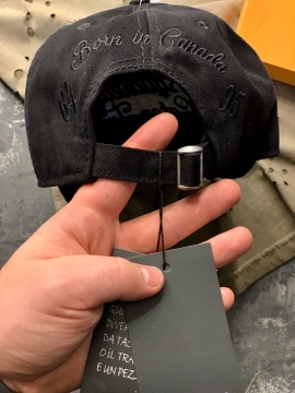 Черная мужская кепка Dsquared К-35