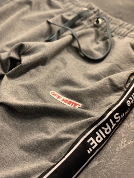 Серый спортивный костюм Off White К-121