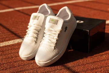Стильные белые кроссовки Lacoste Т-224