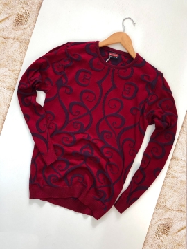 Стильный красный мужской легкий свитер S-250