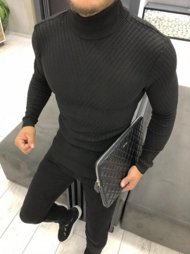 Черный мужской свитер под горло S-254