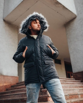 Зимняя мужская куртка с меховой опушкой Z-240